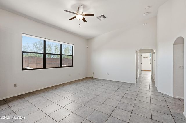 10783 S Heart Break Ridge Place, Vail, AZ 85641