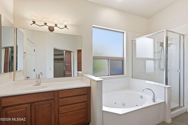 10783 S Heart Break Ridge Place, Vail, AZ 85641