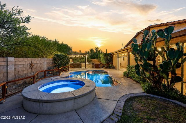 10783 S Heart Break Ridge Place, Vail, AZ 85641