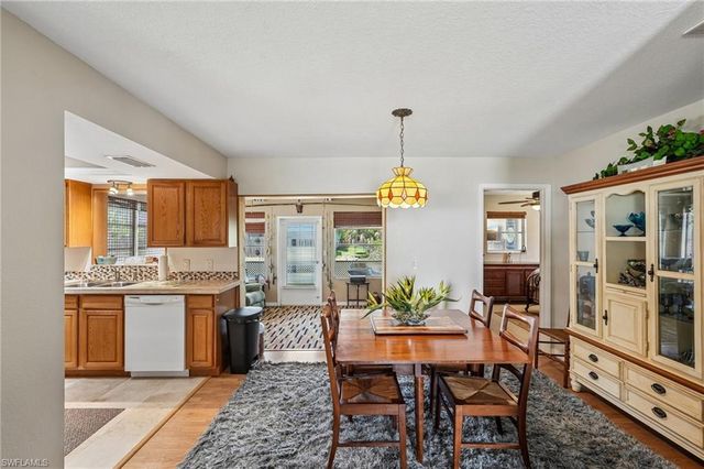 27968 Temple Terrace DR, Bonita Springs, FL 34135