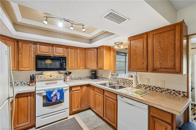 27968 Temple Terrace DR, Bonita Springs, FL 34135