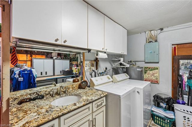 27968 Temple Terrace DR, Bonita Springs, FL 34135