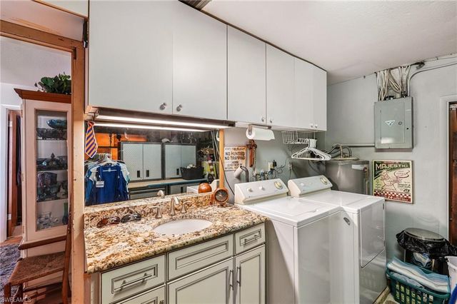 27968 Temple Terrace DR, Bonita Springs, FL 34135