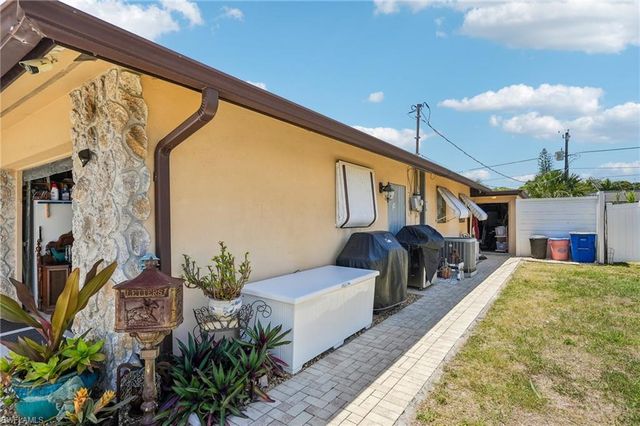 27968 Temple Terrace DR, Bonita Springs, FL 34135