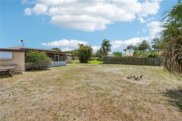 27968 Temple Terrace DR, Bonita Springs, FL 34135