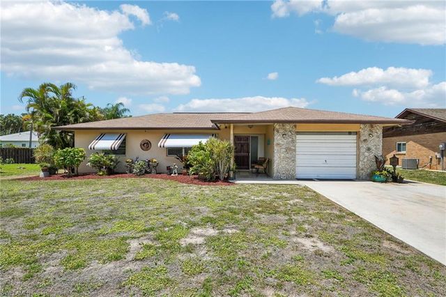 27968 Temple Terrace DR, Bonita Springs, FL 34135