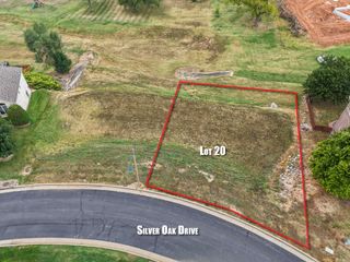 1506 West Silver Oak Drive, Springfield, MO 65810