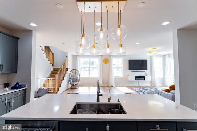41914 SPRING AIR DR, Brambleton, VA 20148