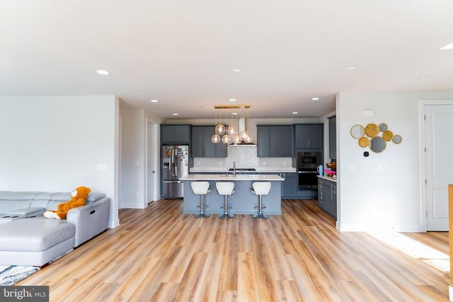 41914 SPRING AIR DR, Brambleton, VA 20148