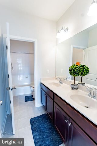 41914 SPRING AIR DR, Brambleton, VA 20148