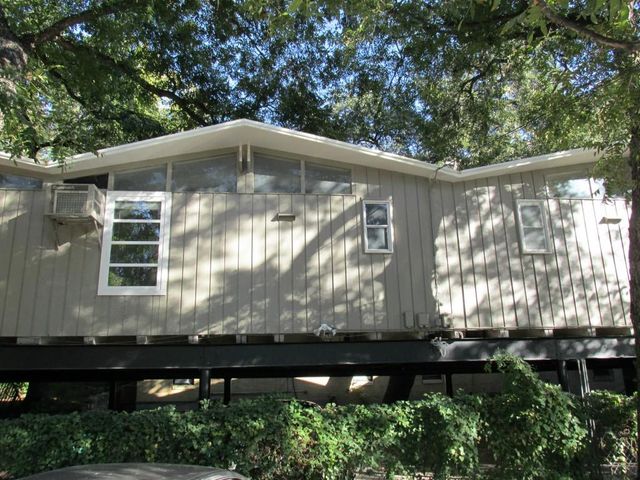 506 W 7th ST B, Austin, TX 78701