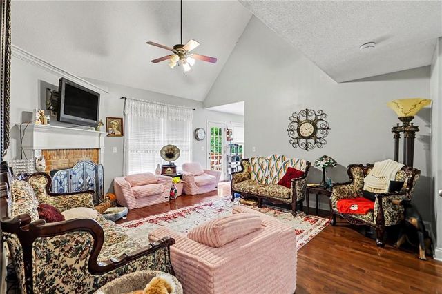 3186 Sweetbriar Drive, Villa Rica, GA 30180