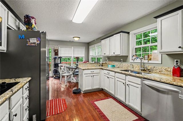 3186 Sweetbriar Drive, Villa Rica, GA 30180