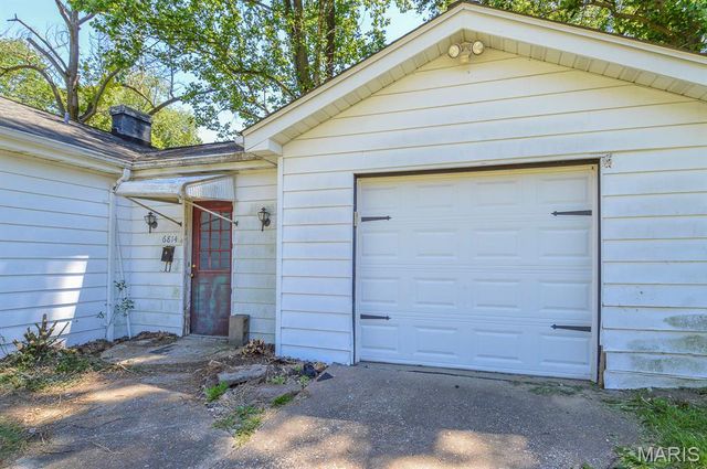 6814 Osage Drive, Belleville, IL 62223