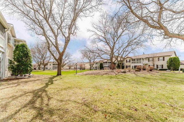 2356 WISCONSIN STREET, Oshkosh, WI 54901