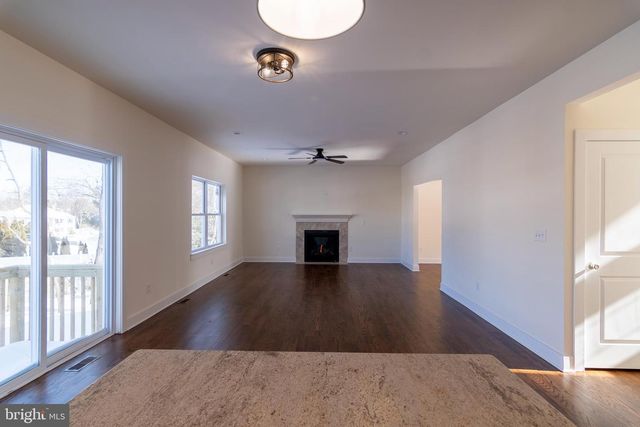 38 AVENUE I, Monroe Twp, NJ 08831