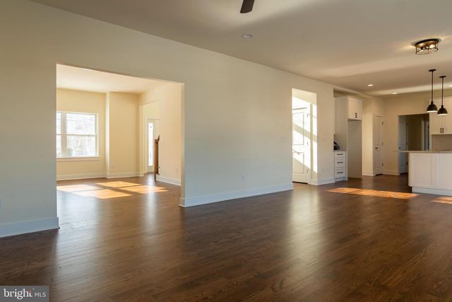 38 AVENUE I, Monroe Twp, NJ 08831