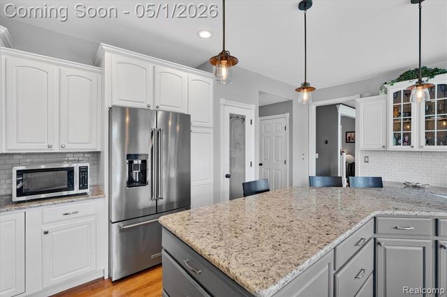 2164 E Allen Road, Howell, MI 48855