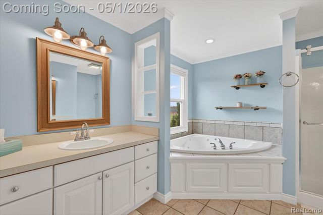 2164 E Allen Road, Howell, MI 48855