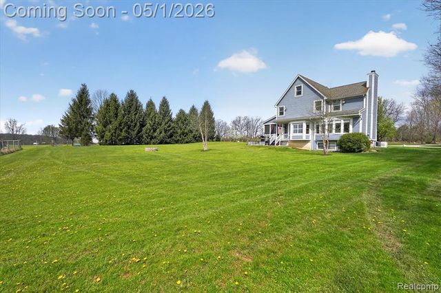 2164 E Allen Road, Howell, MI 48855