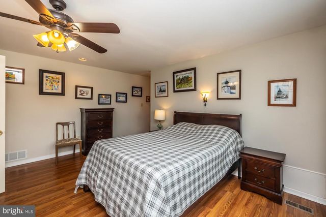 126 EVERGREEN CT, Blue Bell, PA 19422