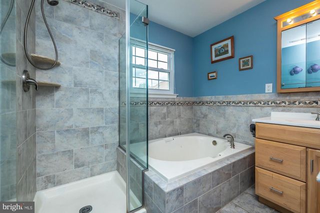 126 EVERGREEN CT, Blue Bell, PA 19422