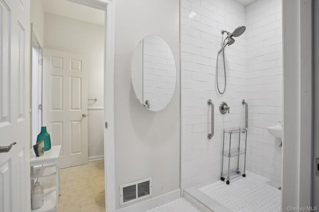 3015 Molly Pitcher Drive, New Windsor, NY 12553