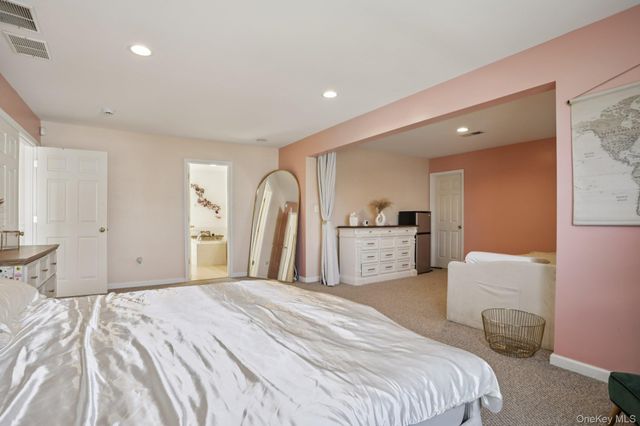 3015 Molly Pitcher Drive, New Windsor, NY 12553