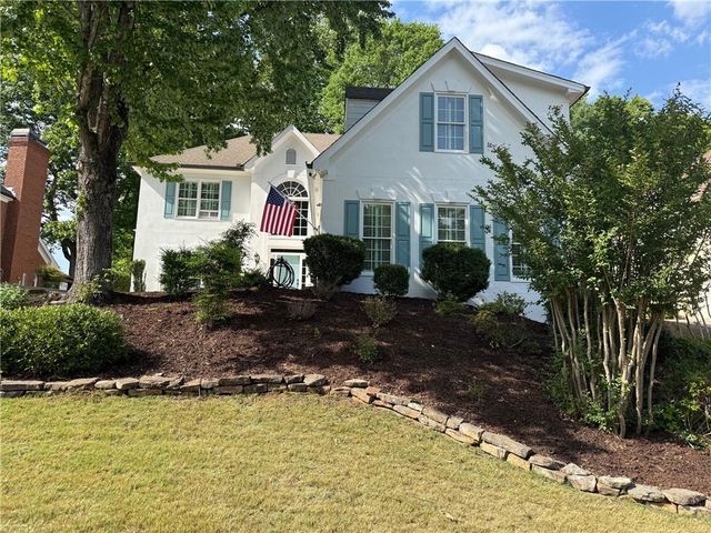 220 May Apple Lane, Alpharetta, GA 30005