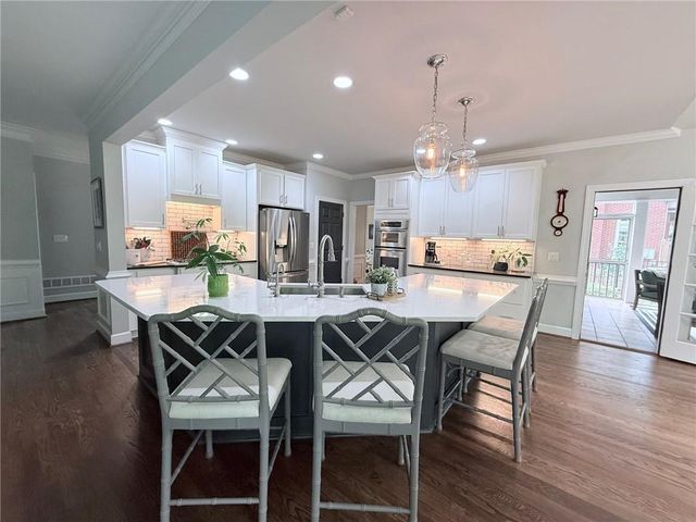 220 May Apple Lane, Alpharetta, GA 30005