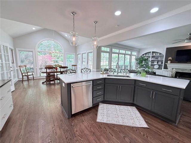220 May Apple Lane, Alpharetta, GA 30005