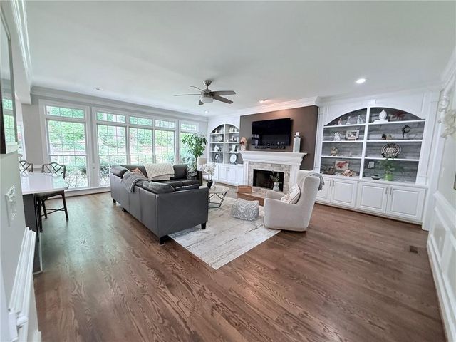 220 May Apple Lane, Alpharetta, GA 30005