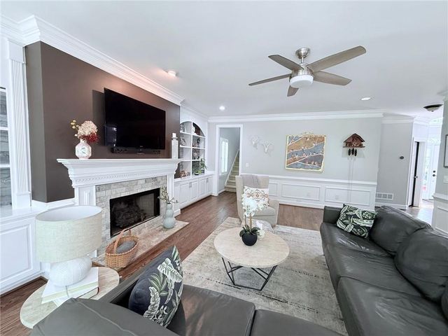 220 May Apple Lane, Alpharetta, GA 30005
