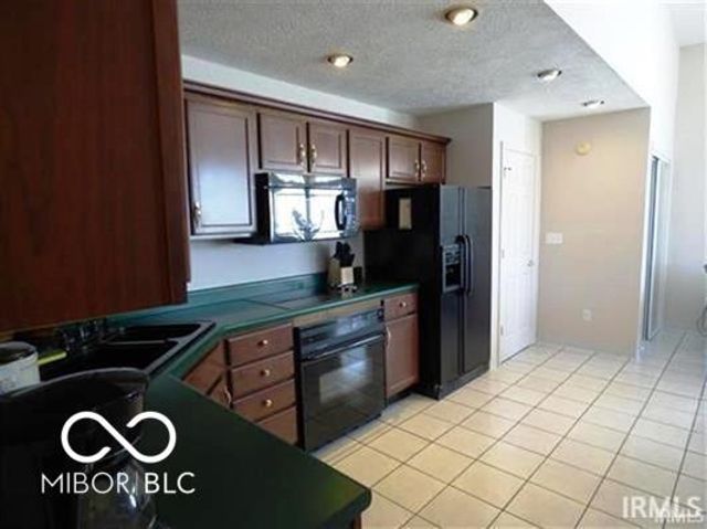 10012 E County Road 500 S, Selma, IN 47383