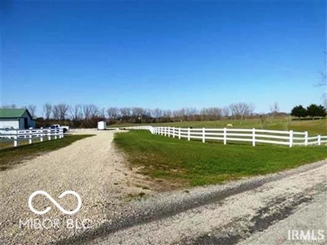 10012 E County Road 500 S, Selma, IN 47383