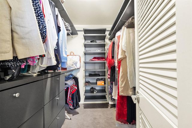 1 Grove Isle Dr A1110, Miami, FL 33133