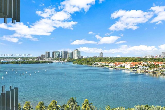 1 Grove Isle Dr A1110, Miami, FL 33133