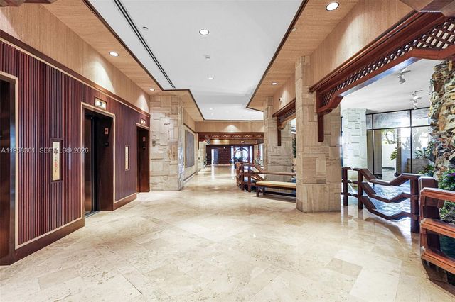 1 Grove Isle Dr A1110, Miami, FL 33133