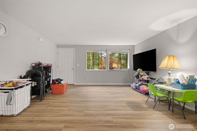 71 E Dunvegan Road, Shelton, WA 98584