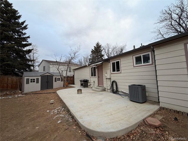 17042 E Wagon Trail Pkwy, Aurora, CO 80015