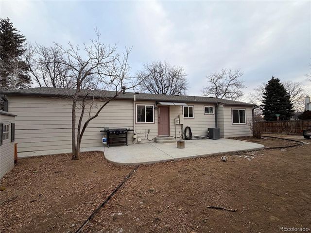 17042 E Wagon Trail Pkwy, Aurora, CO 80015