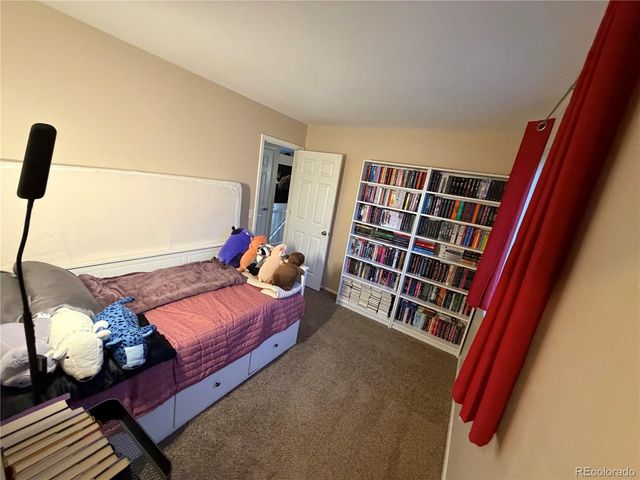 17042 E Wagon Trail Pkwy, Aurora, CO 80015