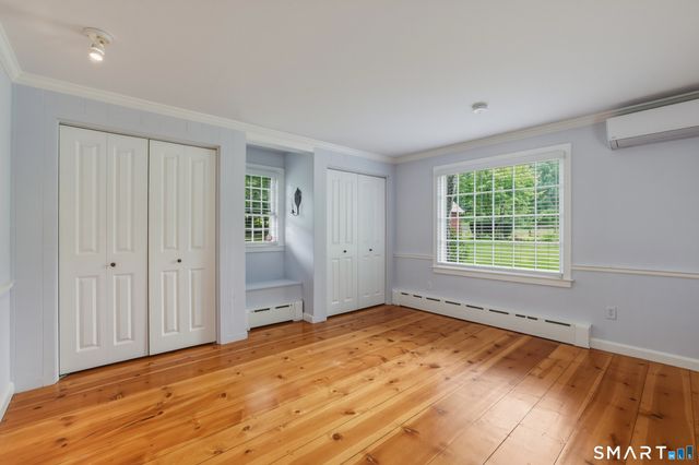 17 Curtiss Road, Woodbury, CT 06798