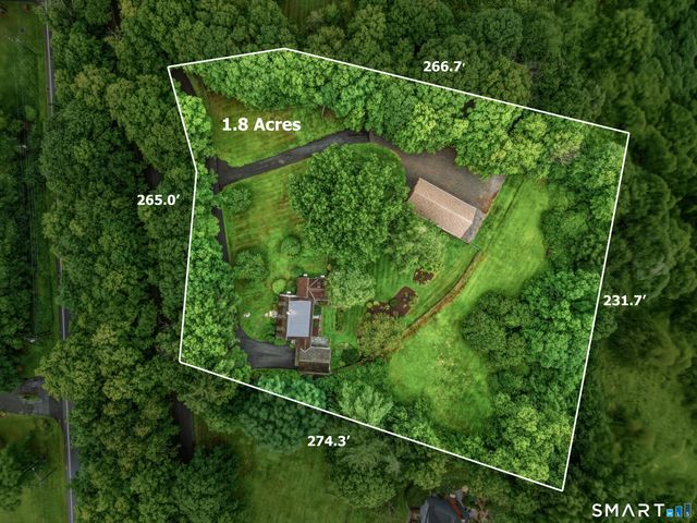 17 Curtiss Road, Woodbury, CT 06798