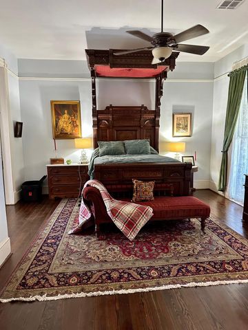 1819 Ball, Galveston, TX 77550