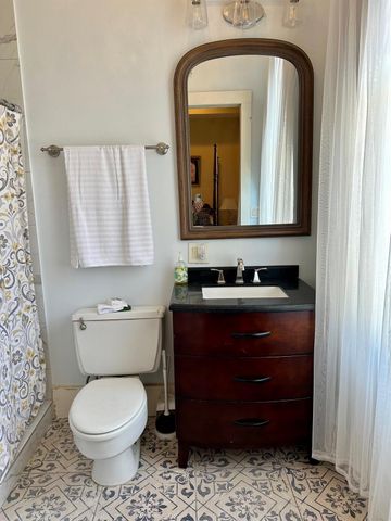 1819 Ball, Galveston, TX 77550