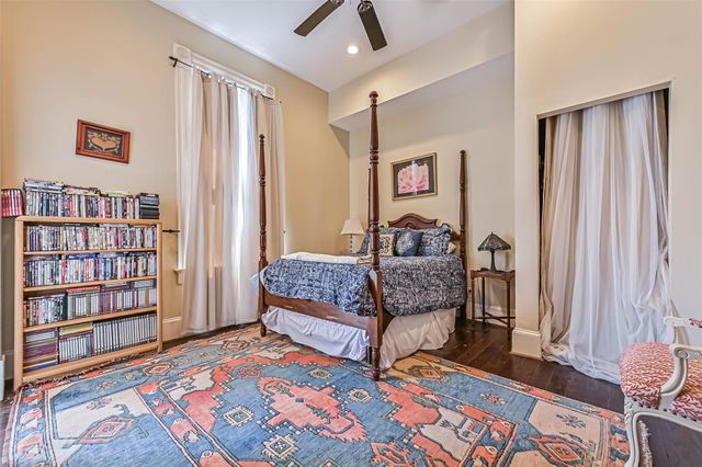 1819 Ball, Galveston, TX 77550