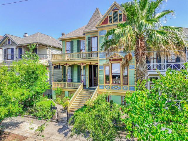 1819 Ball, Galveston, TX 77550