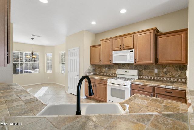 20900 N VISTA Trail, Surprise, AZ 85387