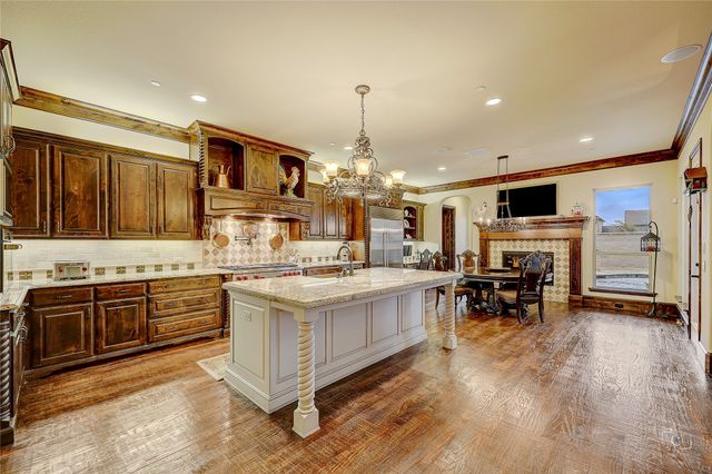 3878 Benchmark Lane, Frisco, TX 75034